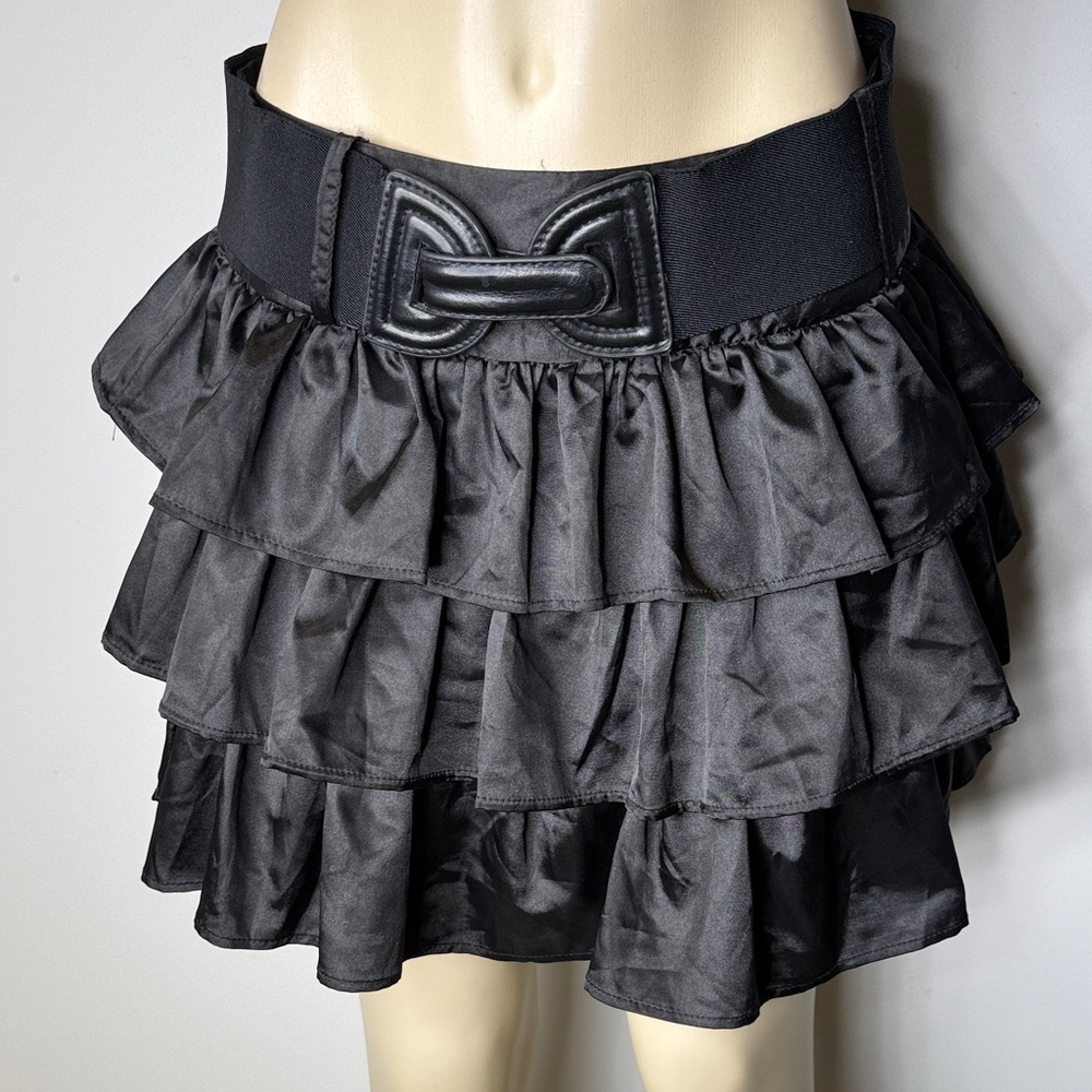 Rachael & Chloe Black Tiered Ruffle Mini Skirt with Statement Waist